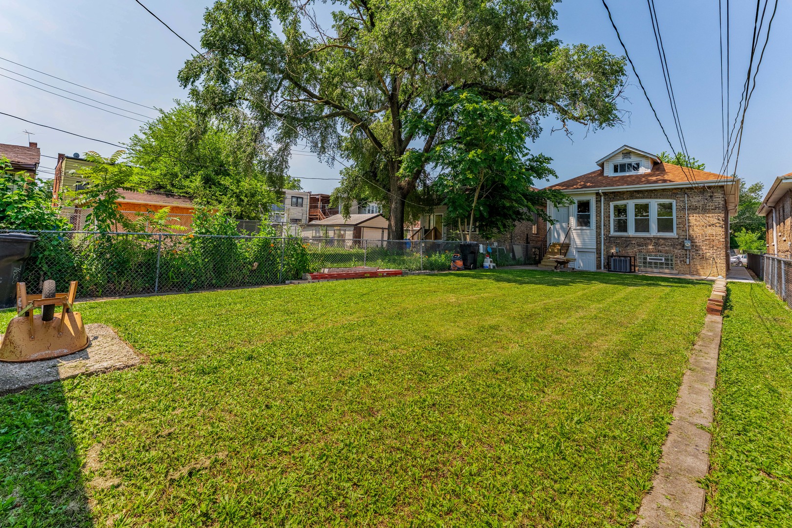 7639 S Ada Street Property Photo 37