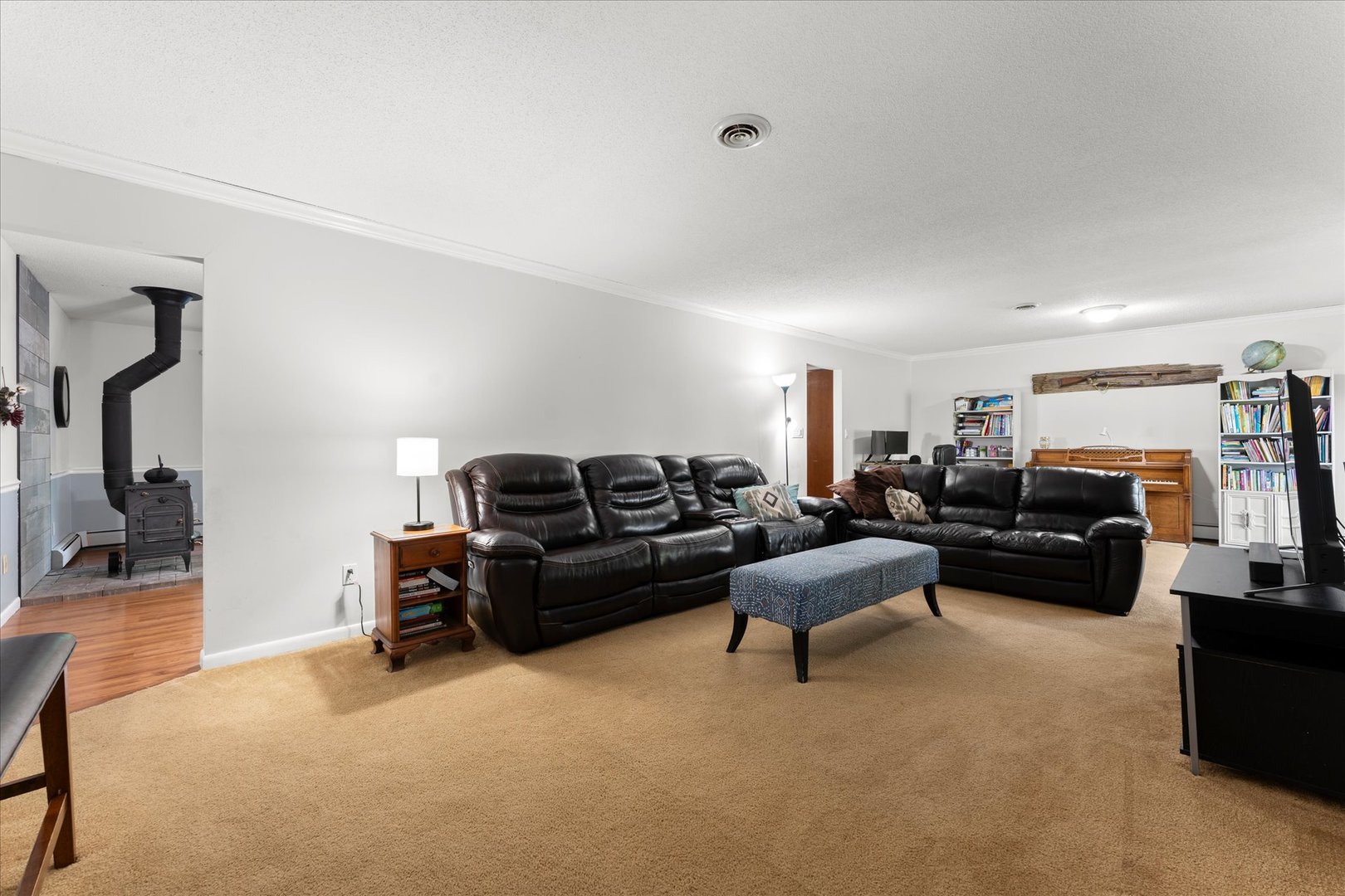 1430 Riverbend Lane Property Photo 8