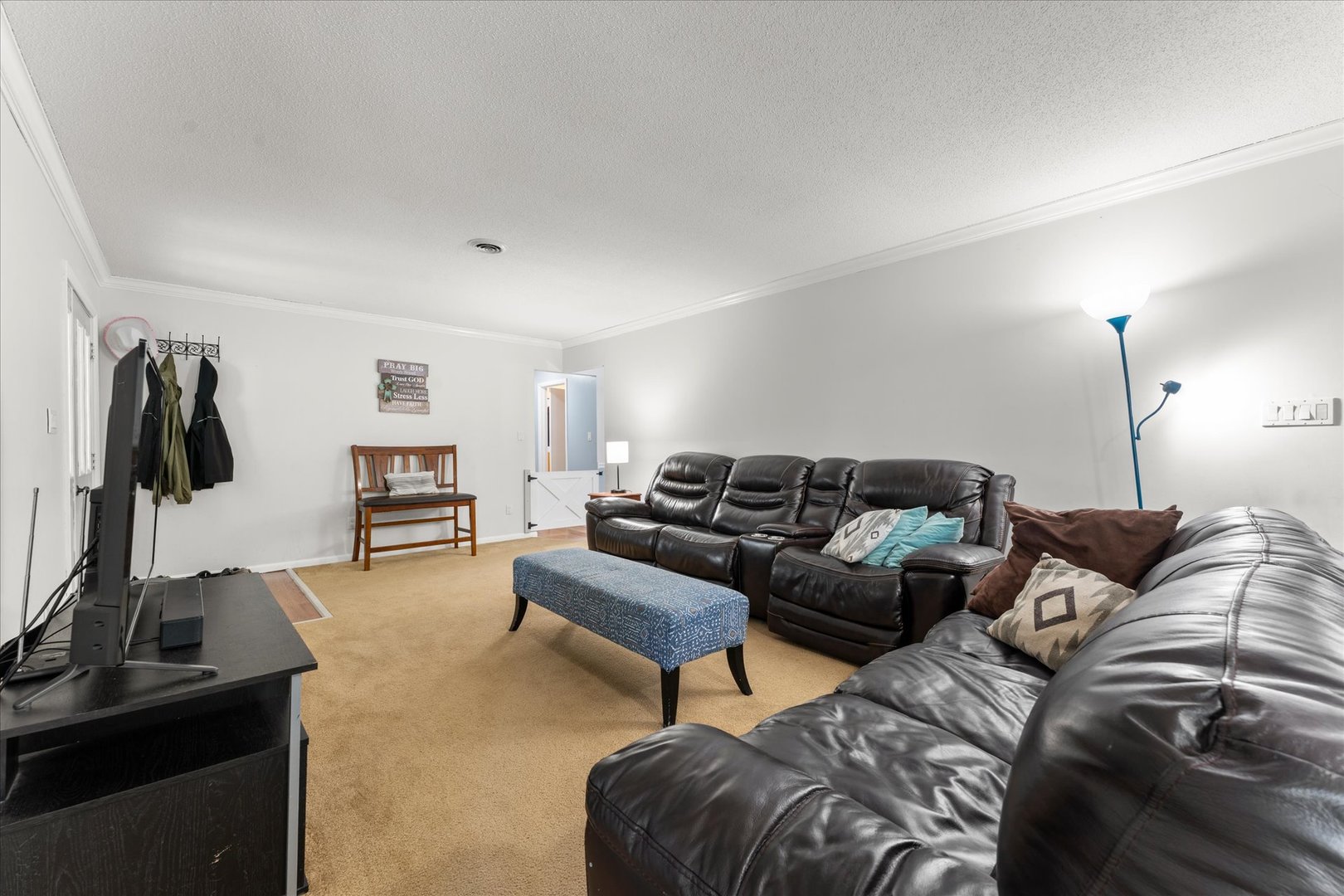 1430 Riverbend Lane Property Photo 10