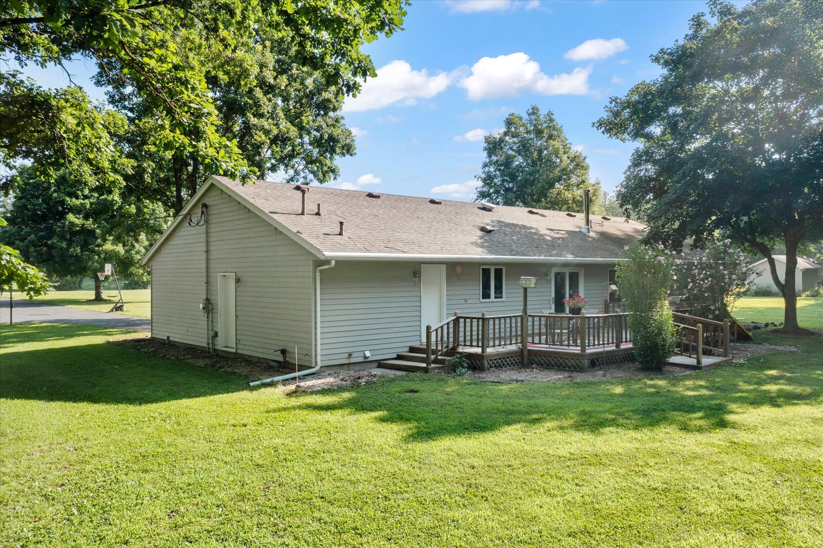 1430 Riverbend Lane Property Photo 40
