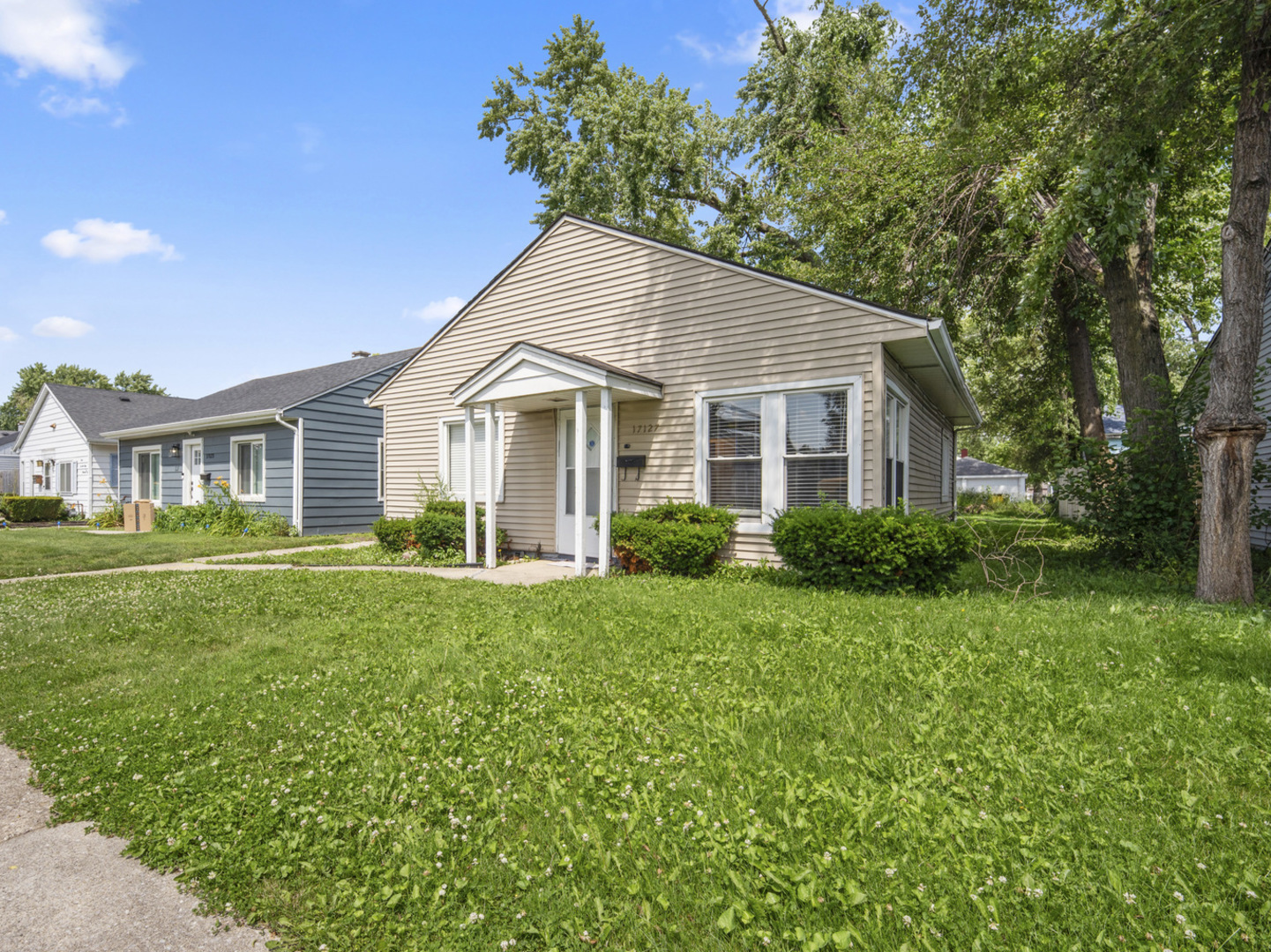 17127 Park Avenue Property Photo 1