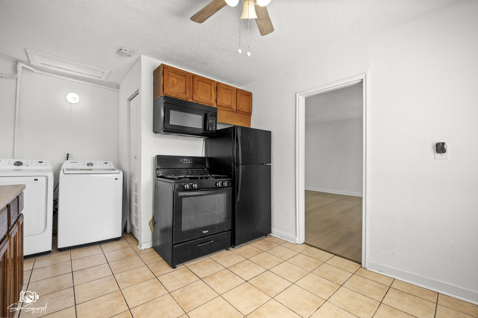 17127 Park Avenue Property Photo 9