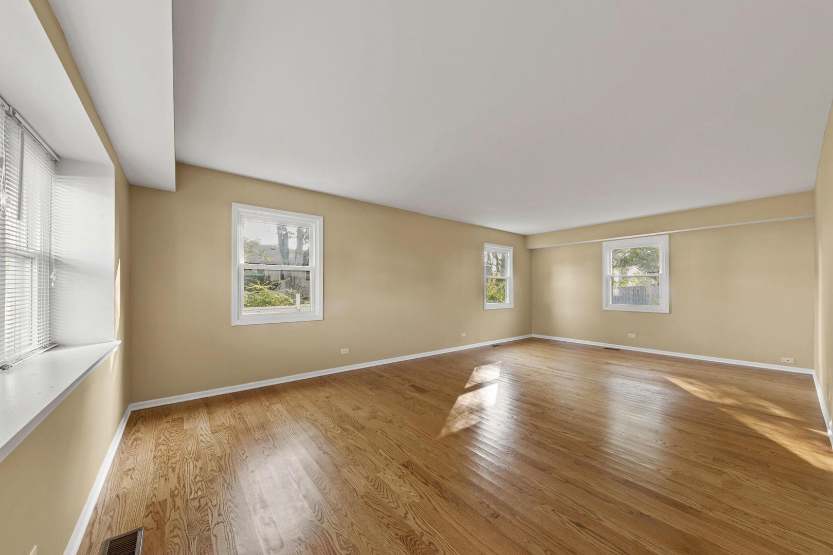 1121 Belmar Lane Property Photo 2