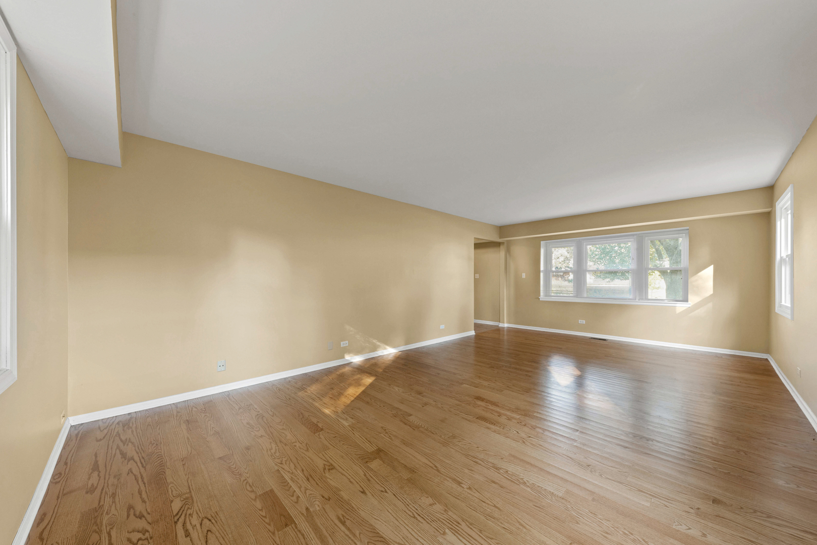 1121 Belmar Lane Property Photo 4