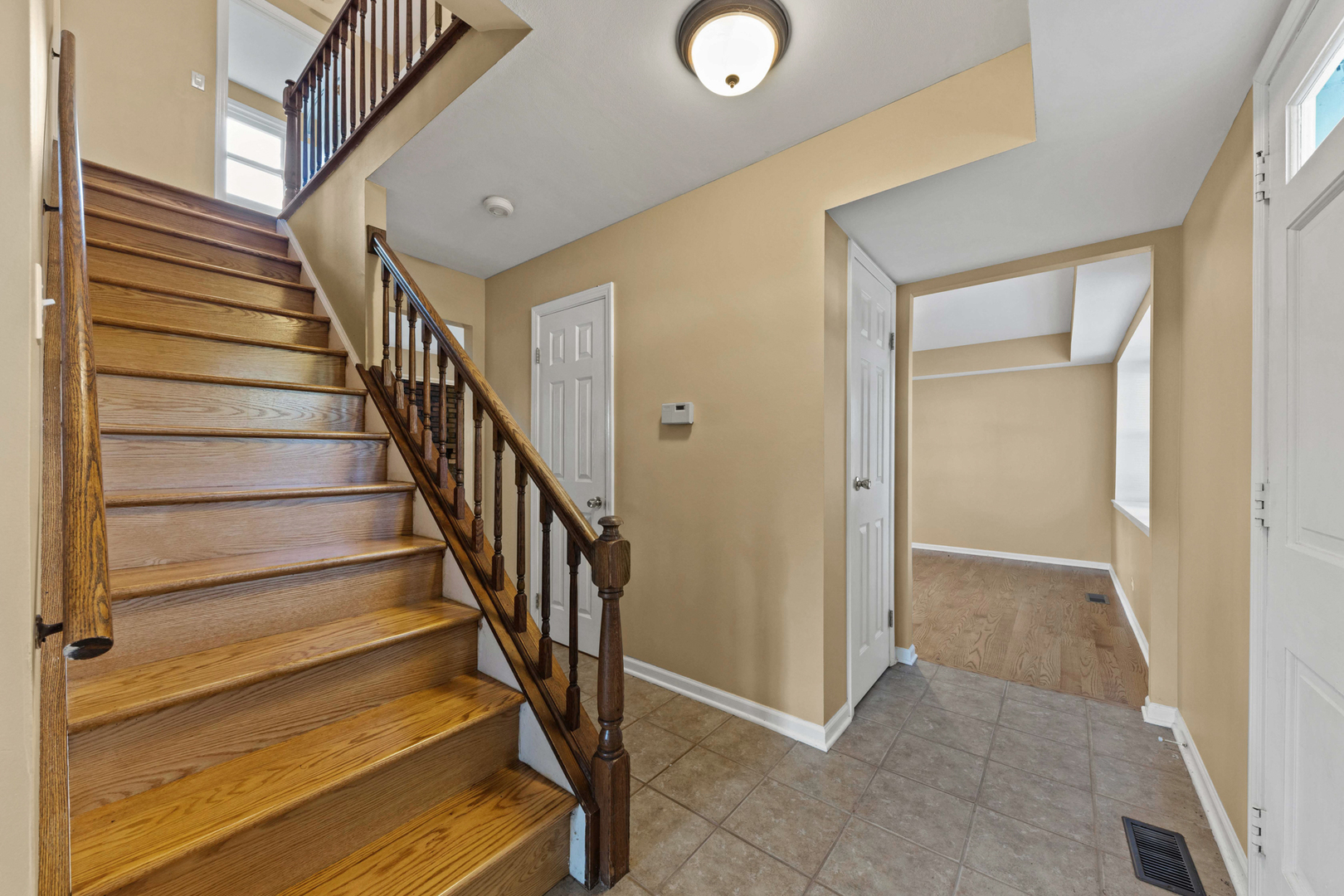 1121 Belmar Lane Property Photo 5