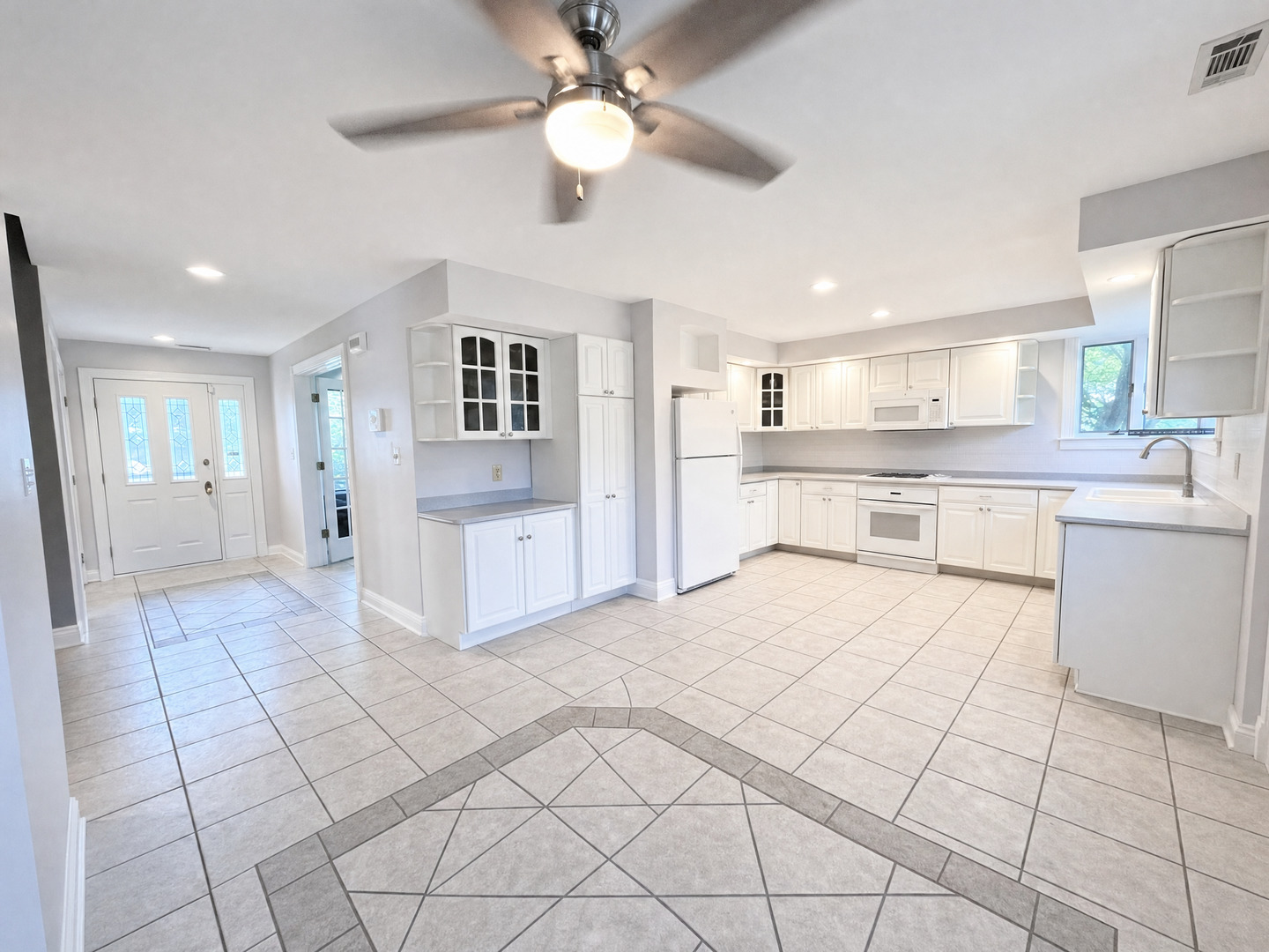 1131 E Grant Drive Property Photo 12