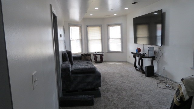 1517 N Laramie Avenue Property Photo 4