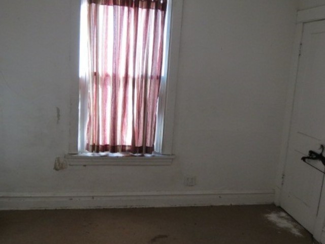 1517 N Laramie Avenue Property Photo 10