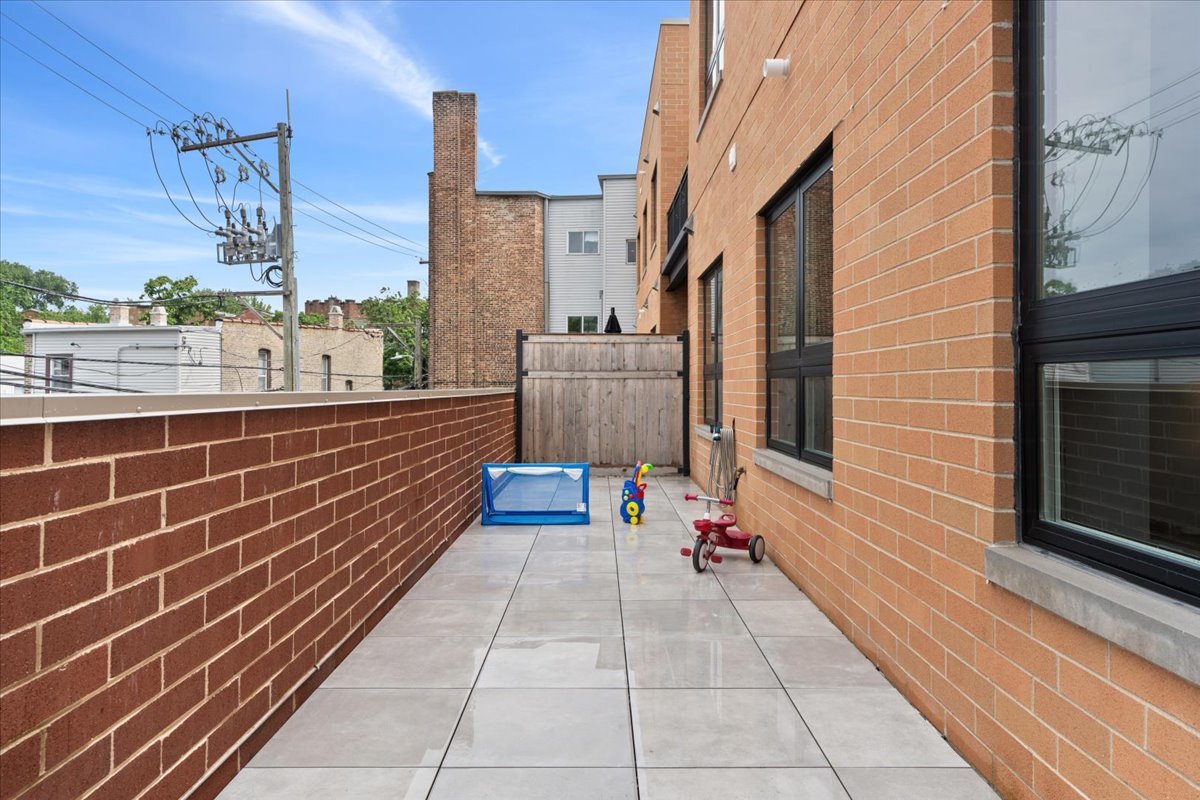 1548 W Ardmore Avenue 2f Property Photo 33