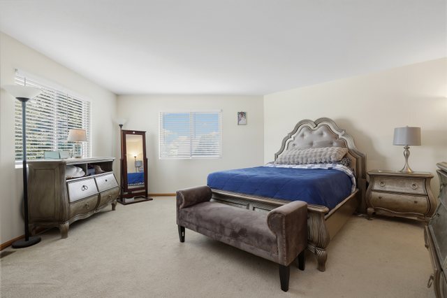 2306 Maple Ridge Drive Property Photo 11