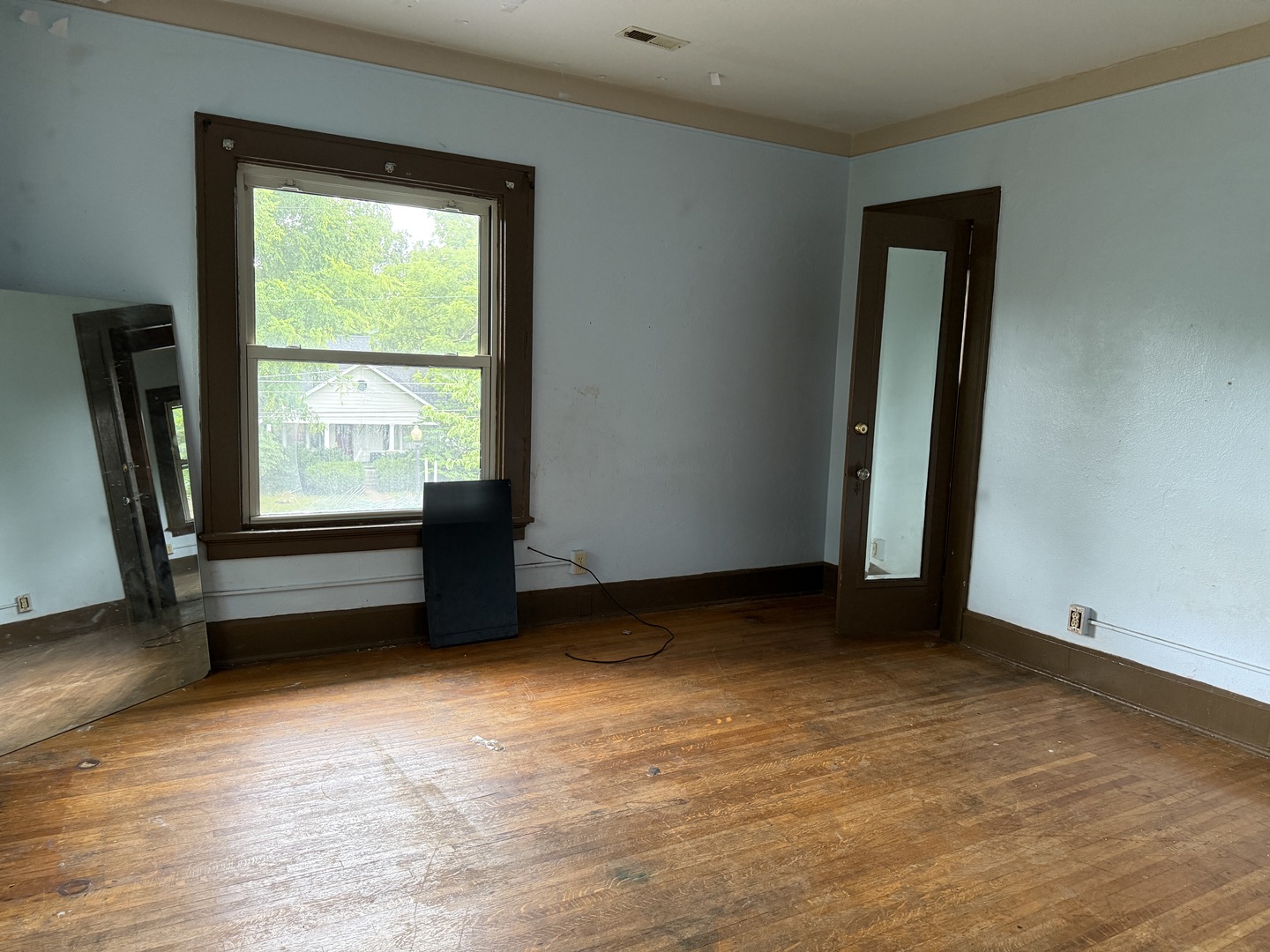 608 W Main Street Property Photo 22