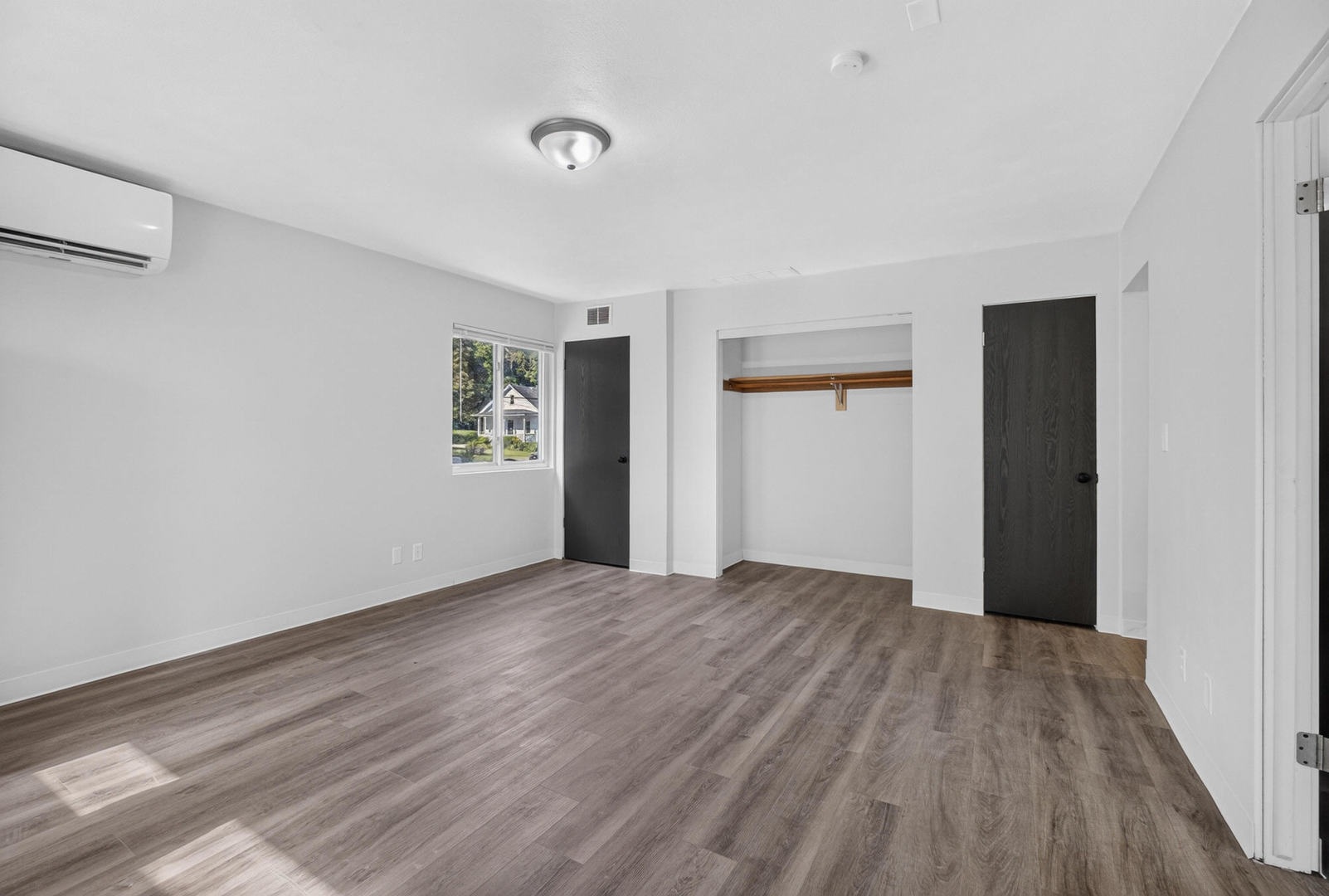 529 31st Street Property Photo 6