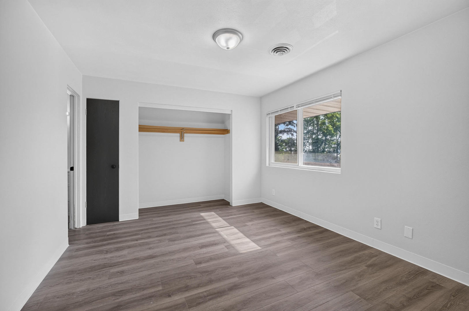 529 31st Street Property Photo 12