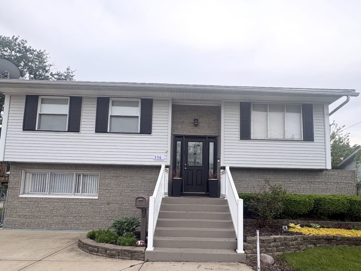 336 Hemlock Avenue Property Photo 1