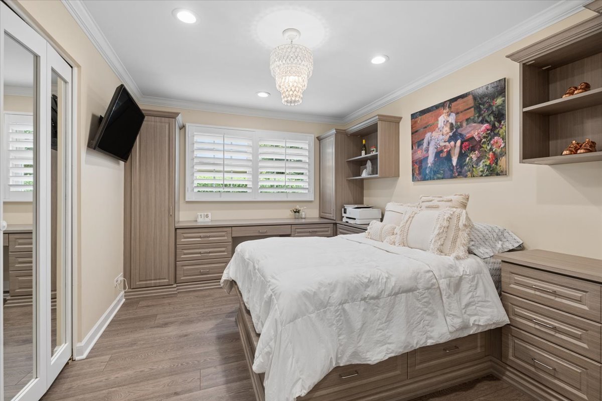 211 Kenmore Avenue Property Photo 12
