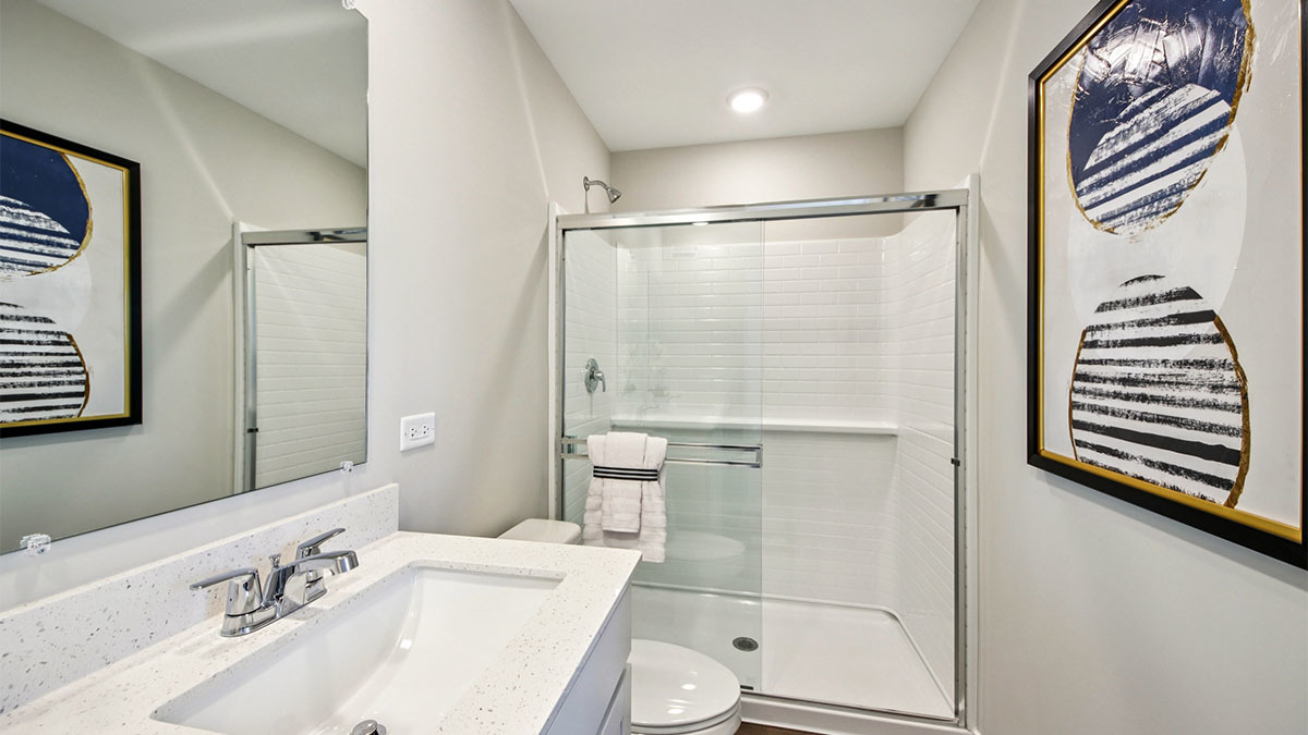 2228 Waters Edge Drive Property Photo 27