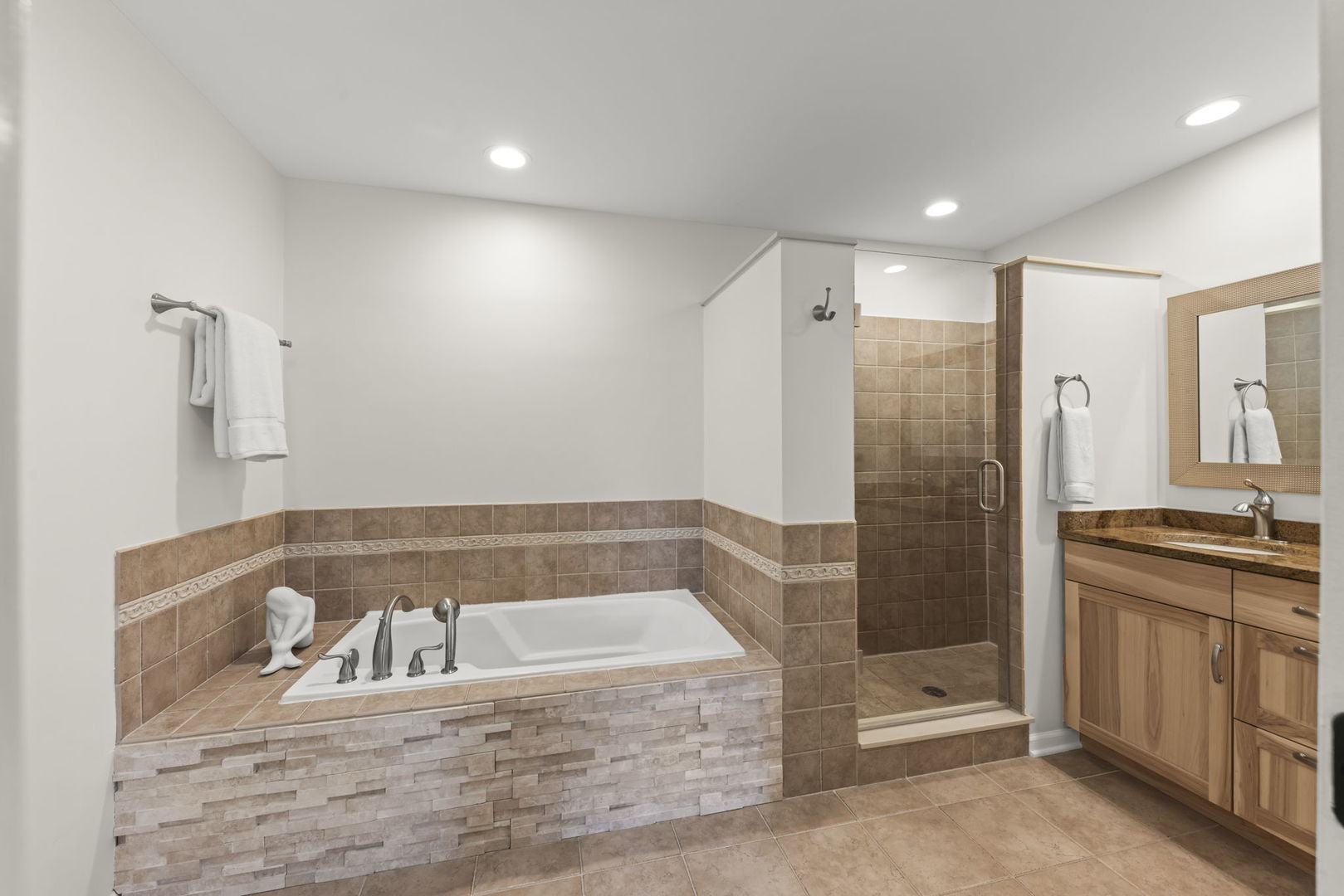 1608 Lois Ann Lane Property Photo 15