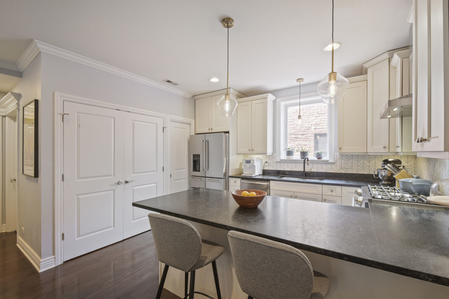 927 W Agatite Avenue 3s Property Photo 10