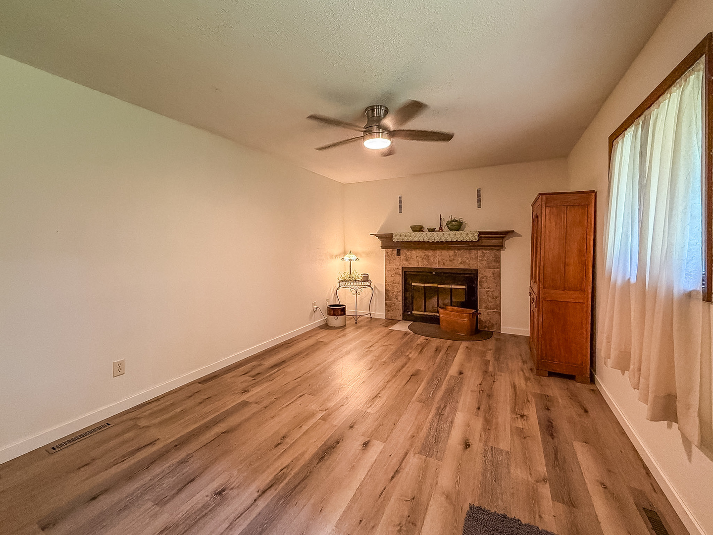 1709 W South Shore Drive Property Photo 15