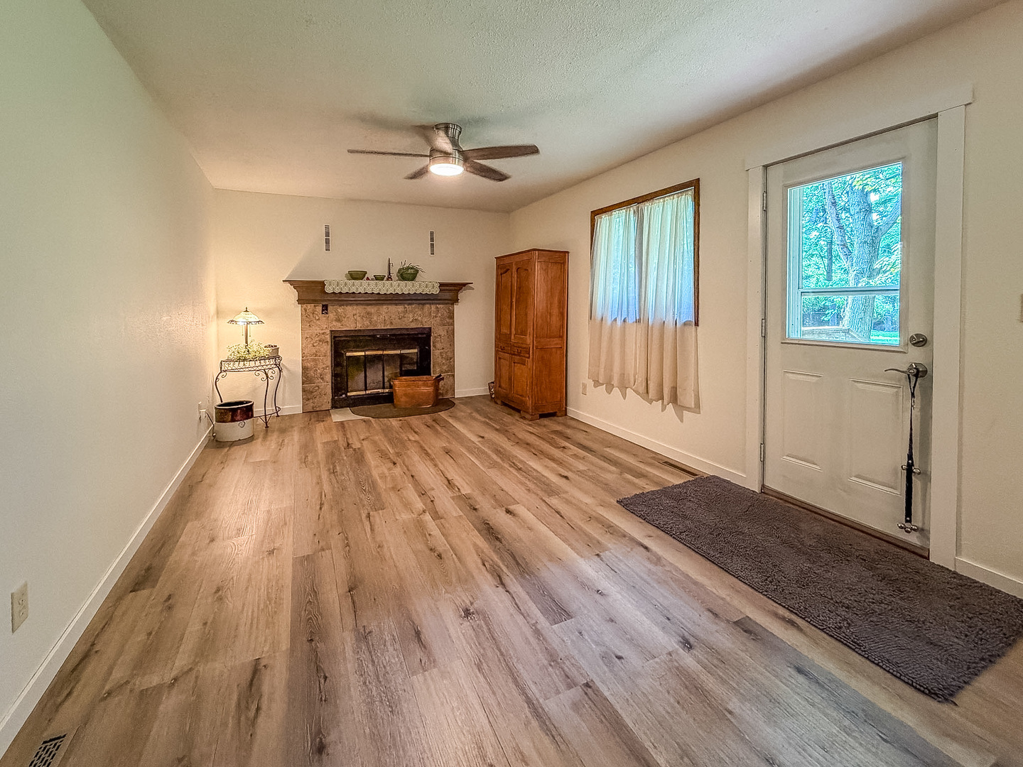 1709 W South Shore Drive Property Photo 16