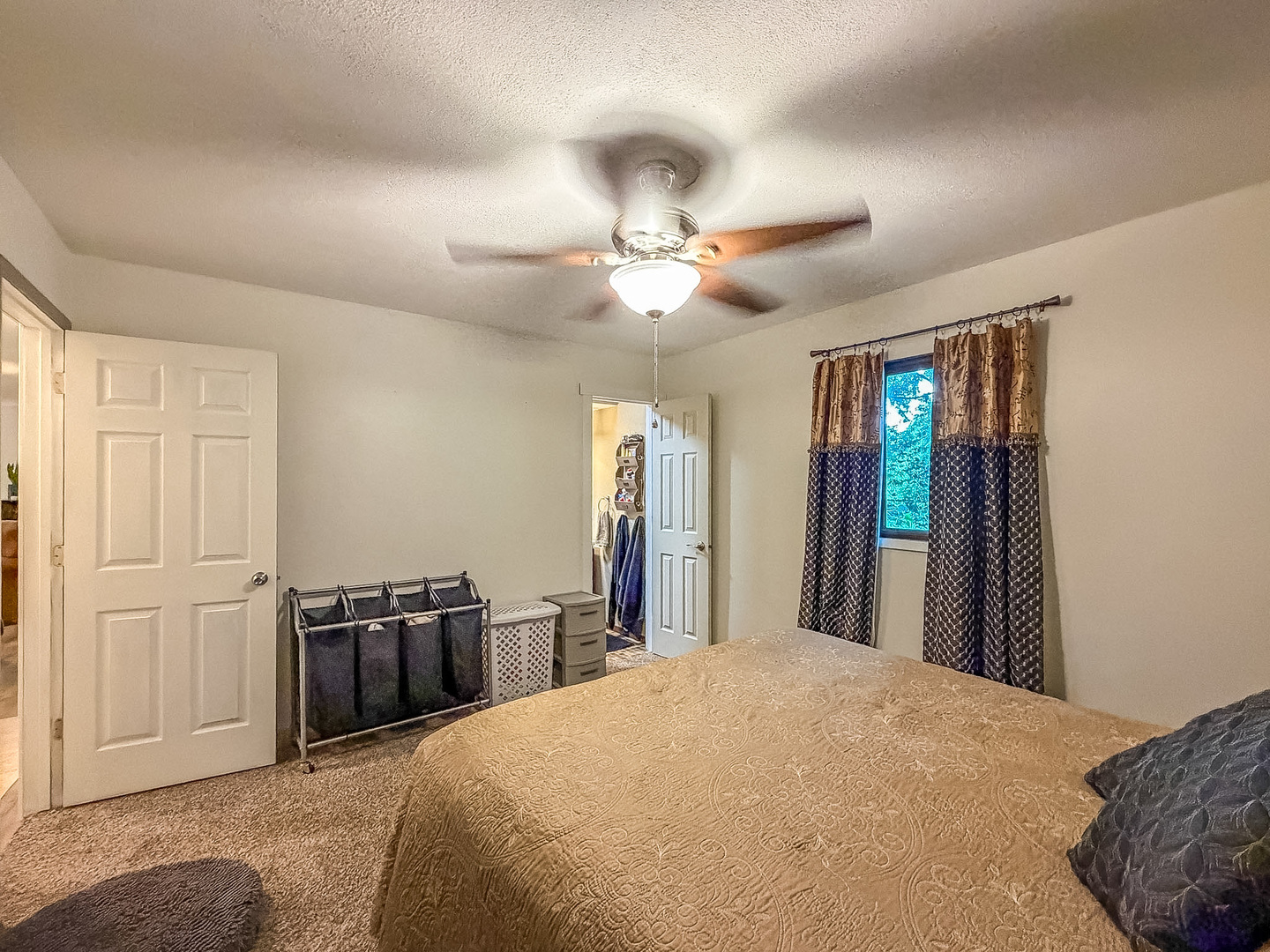 1709 W South Shore Drive Property Photo 18