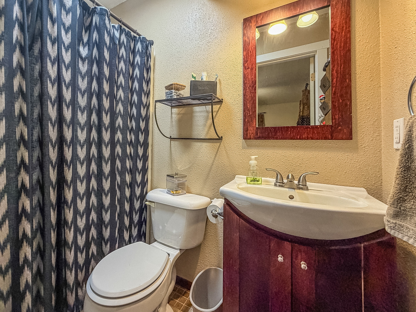 1709 W South Shore Drive Property Photo 20
