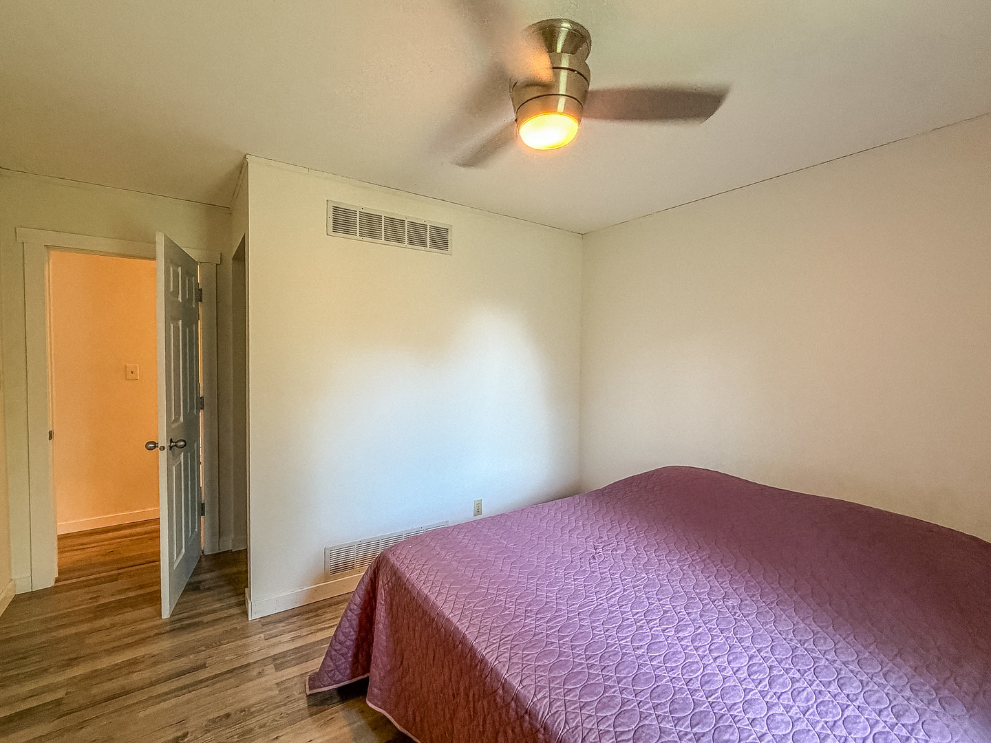 1709 W South Shore Drive Property Photo 23