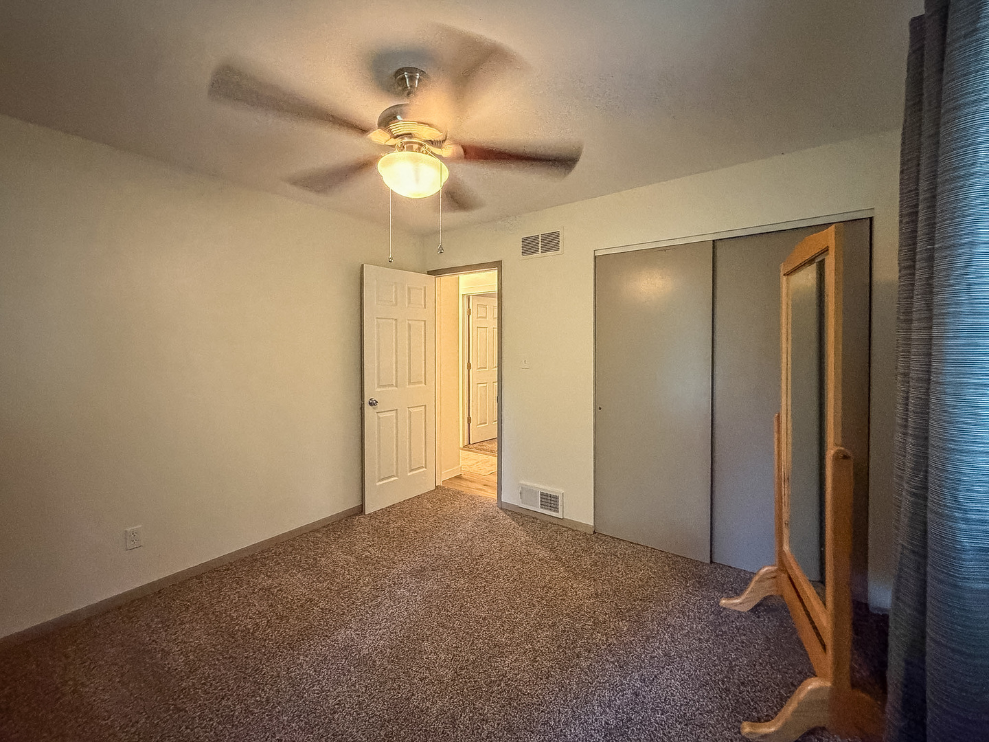 1709 W South Shore Drive Property Photo 26