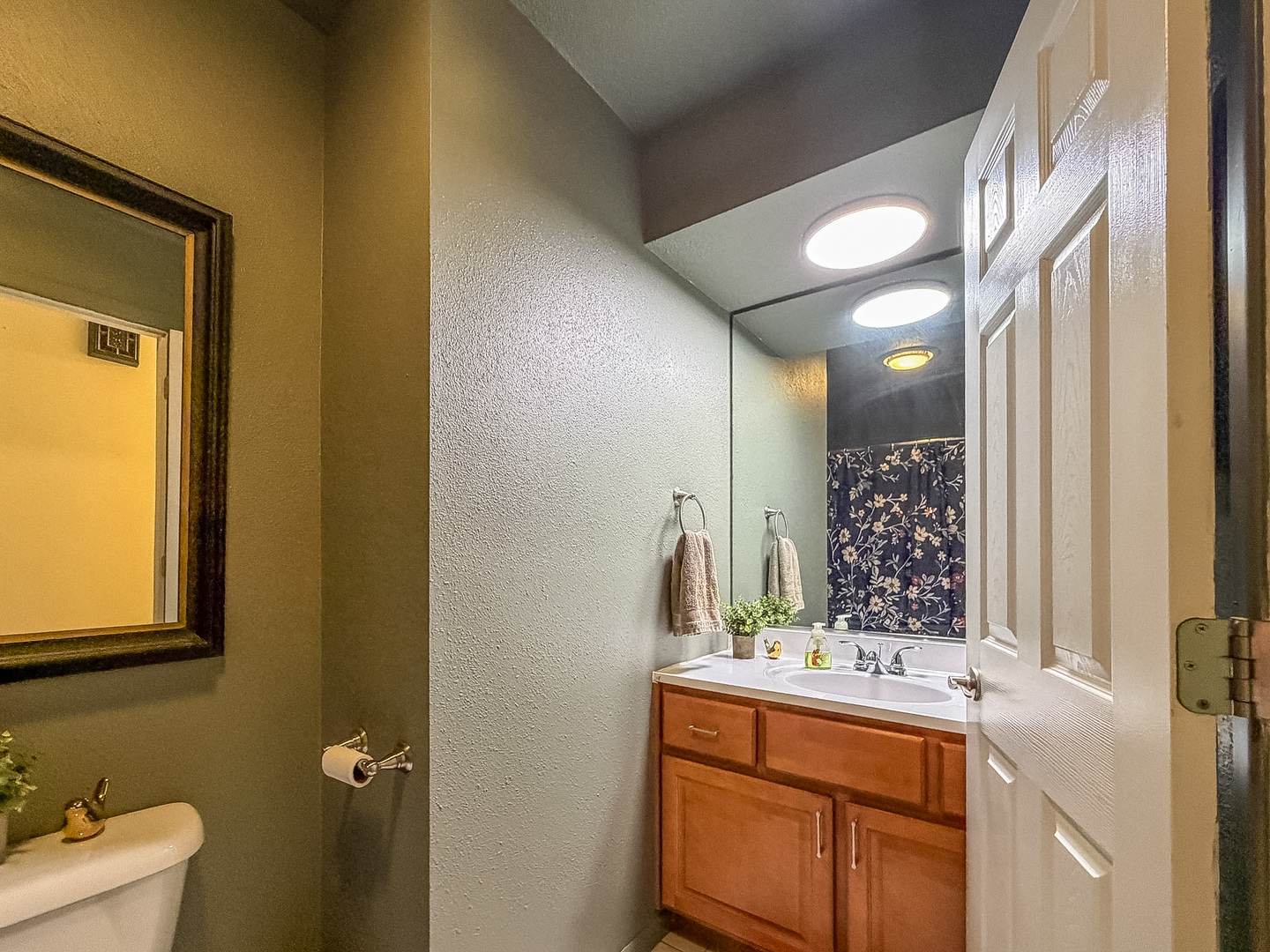 1709 W South Shore Drive Property Photo 27