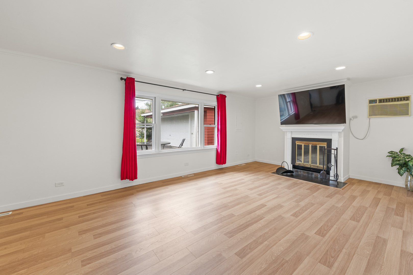 6940 Olympic Drive Property Photo 17