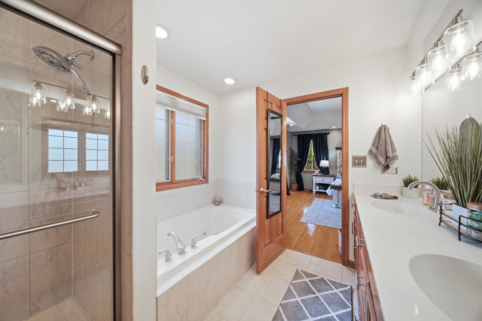 16065 Ridgewood Drive Property Photo 25
