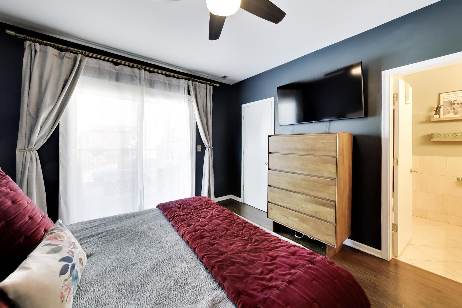 3250 N Damen Avenue 2 Property Photo 13