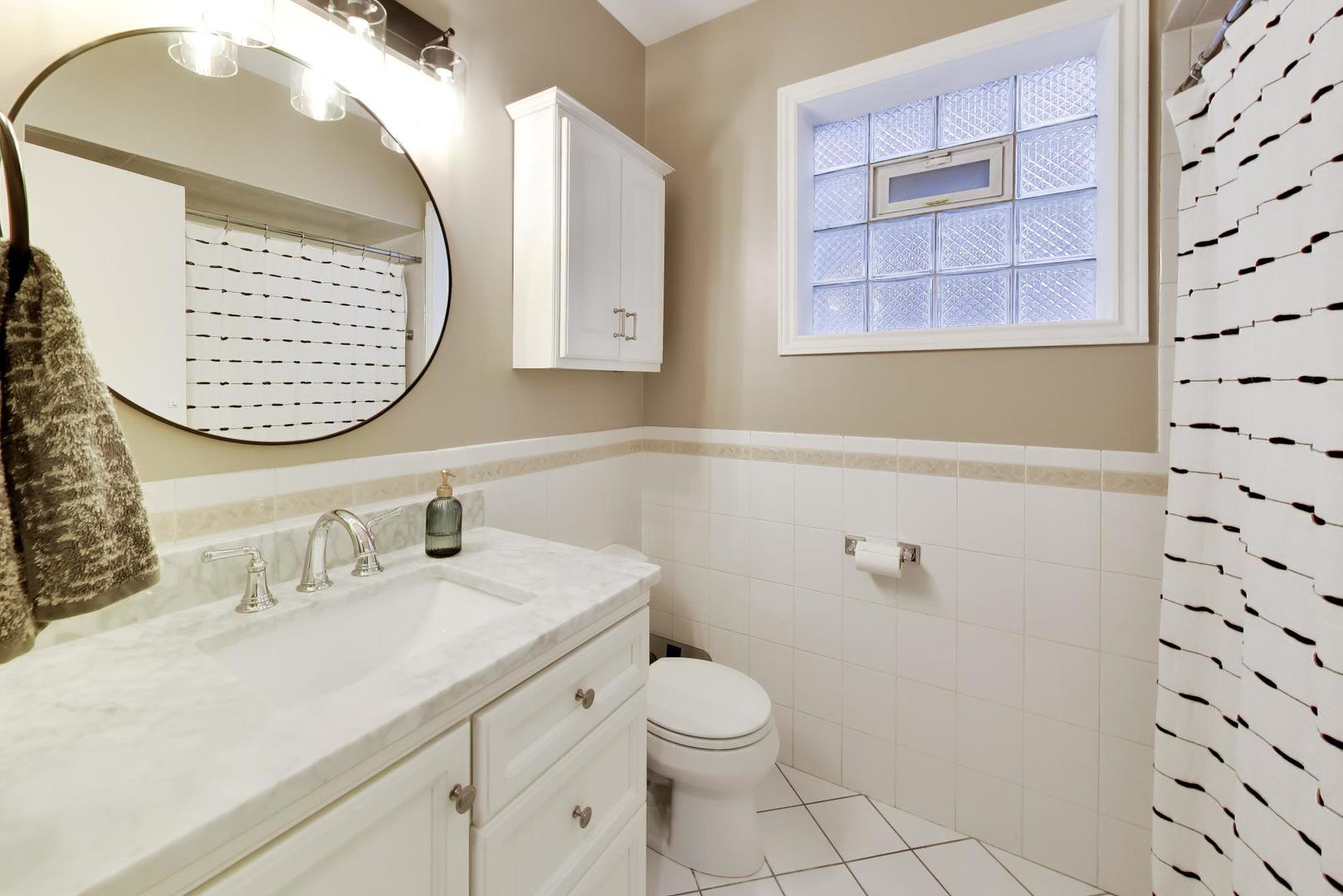 3250 N Damen Avenue 2 Property Photo 19