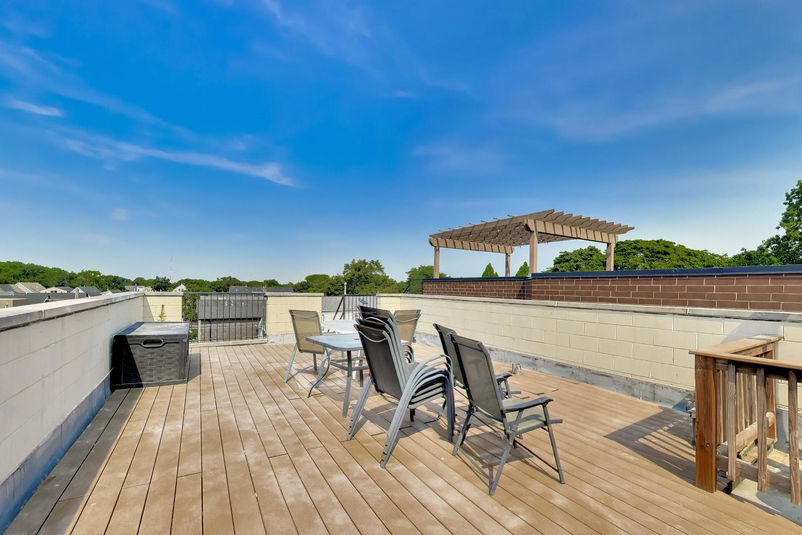 3250 N Damen Avenue 2 Property Photo 25