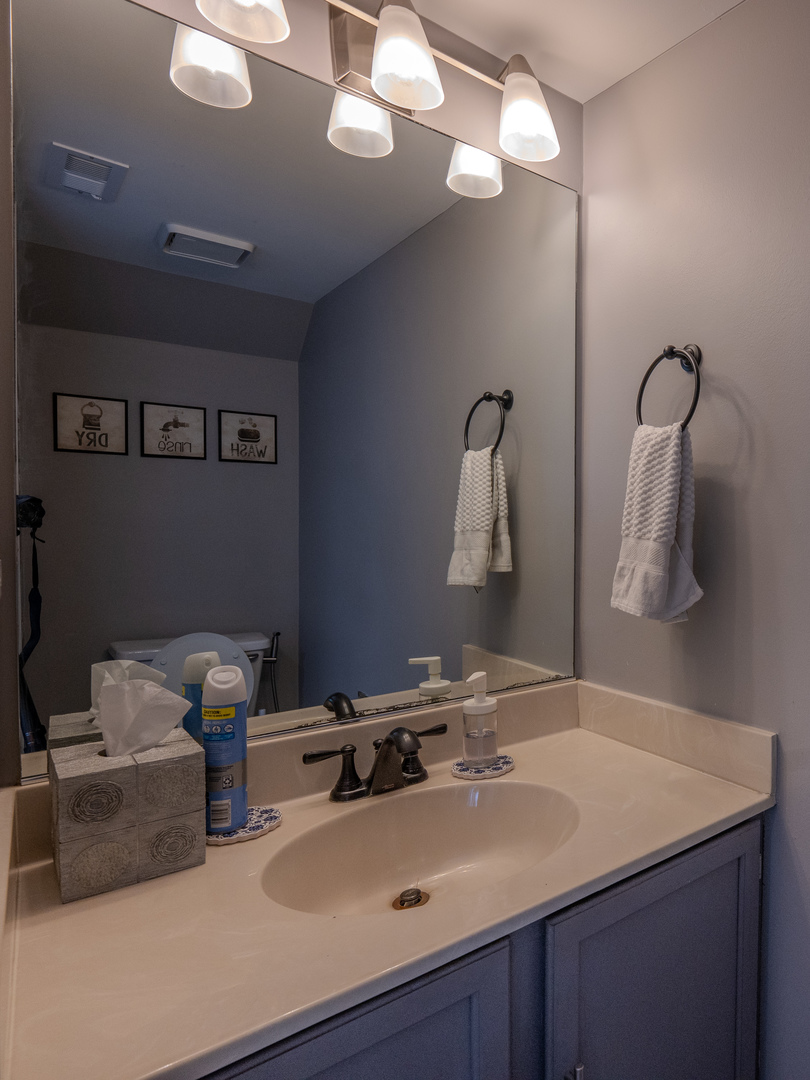 3930 Newport Way Property Photo 5