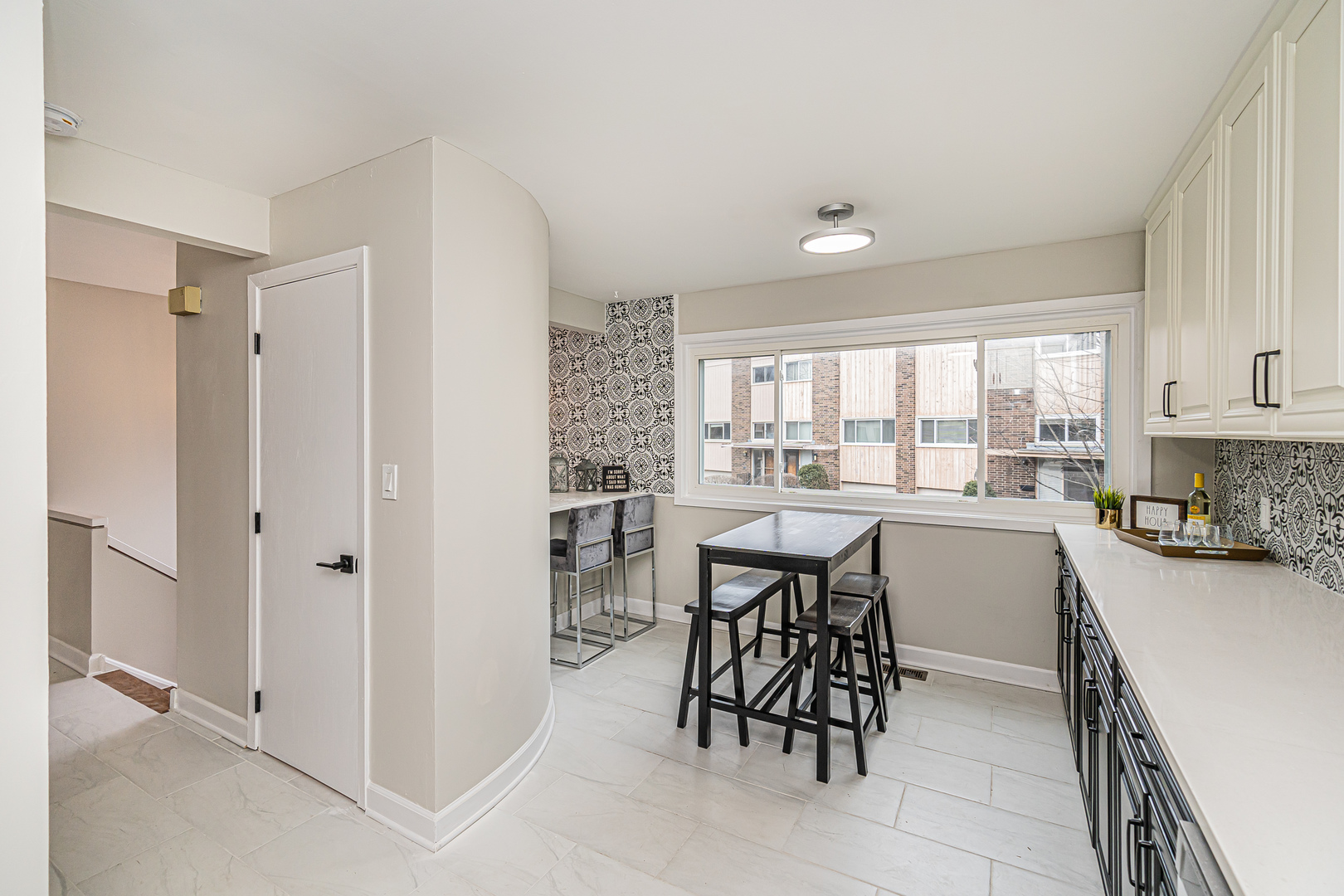 432 Skokie Boulevard Property Photo 14