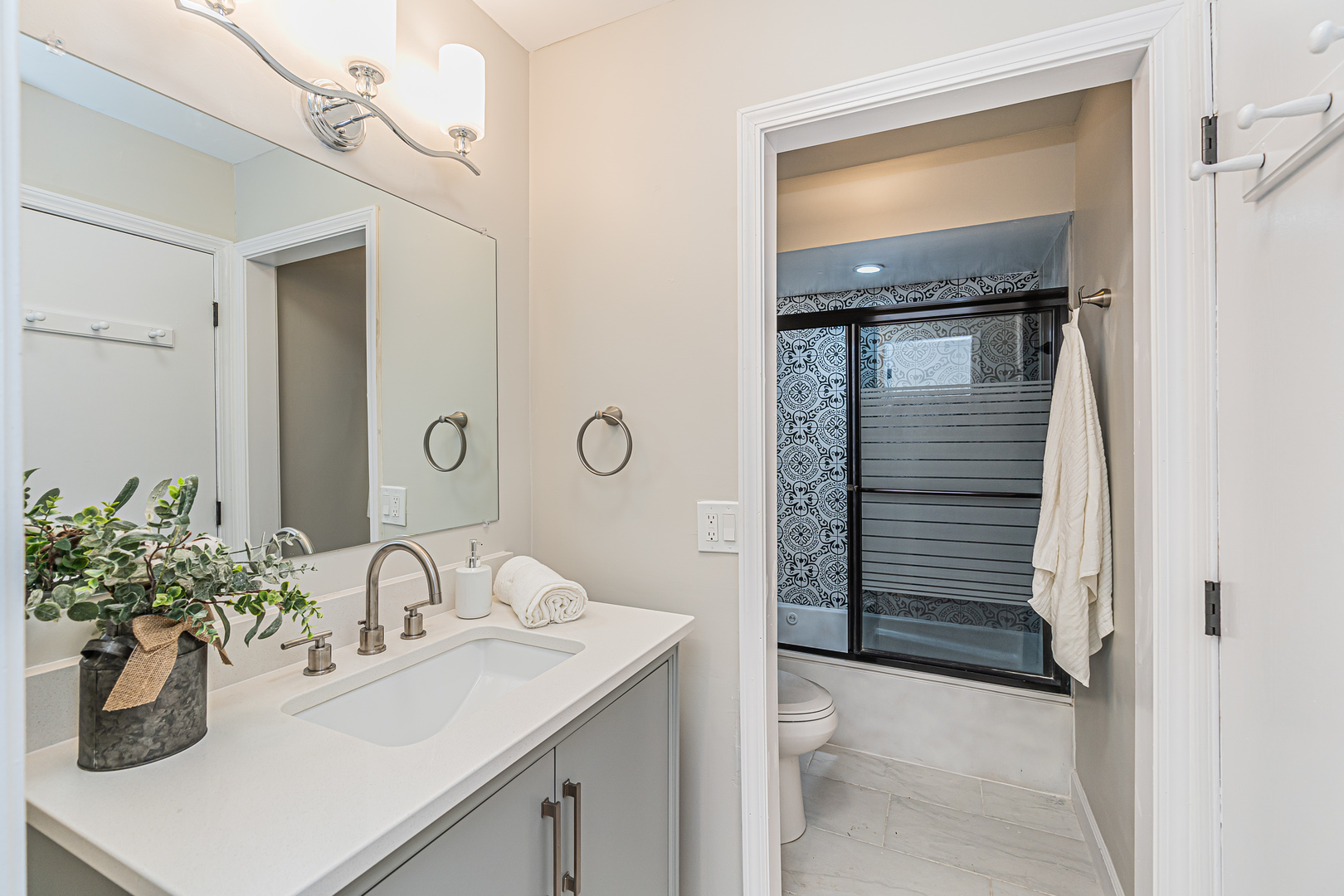 432 Skokie Boulevard Property Photo 23