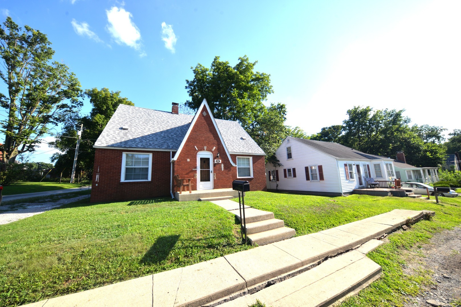 1501 Viola Avenue Property Photo 6