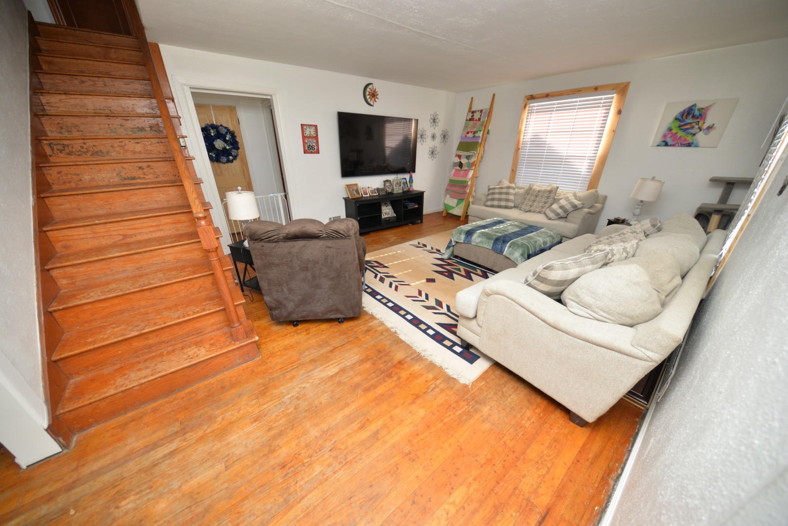 1501 Viola Avenue Property Photo 7
