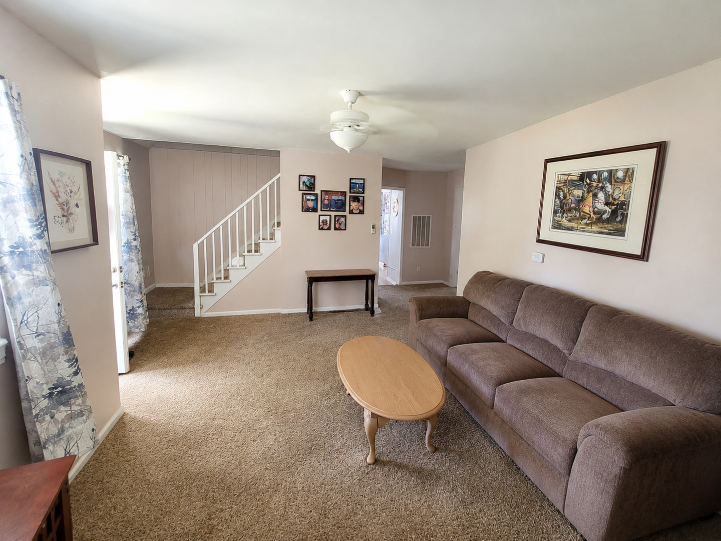 924 Hillwood Circle Property Photo 4