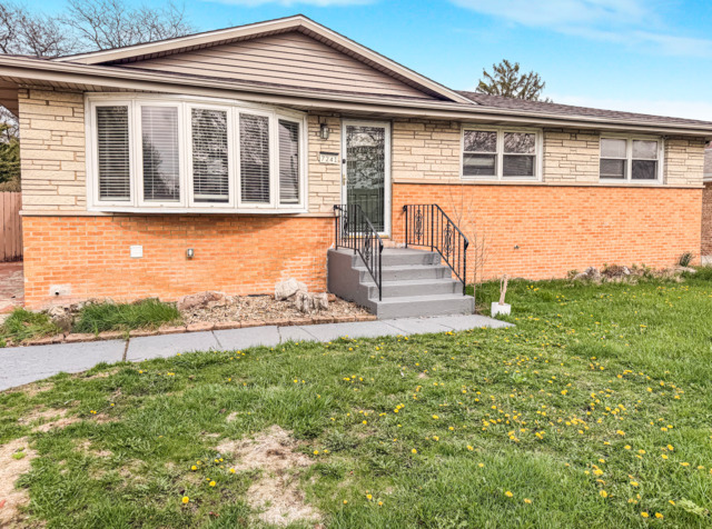 7241 Beloit Avenue Property Photo 1