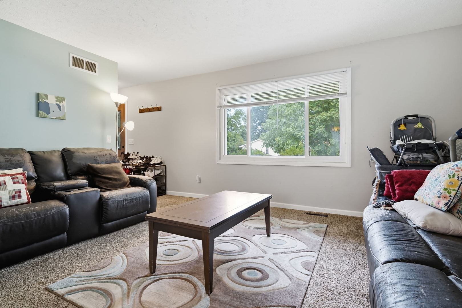 2811 Phillip Place Property Photo 7