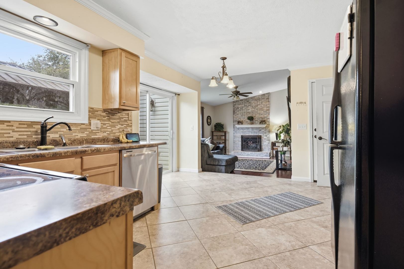 2811 Phillip Place Property Photo 10