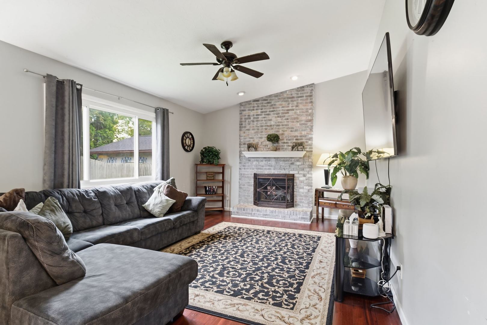 2811 Phillip Place Property Photo 16