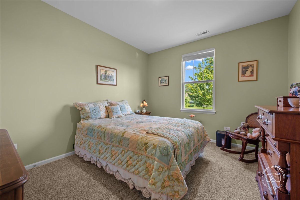 910 Darwin Street Property Photo 12