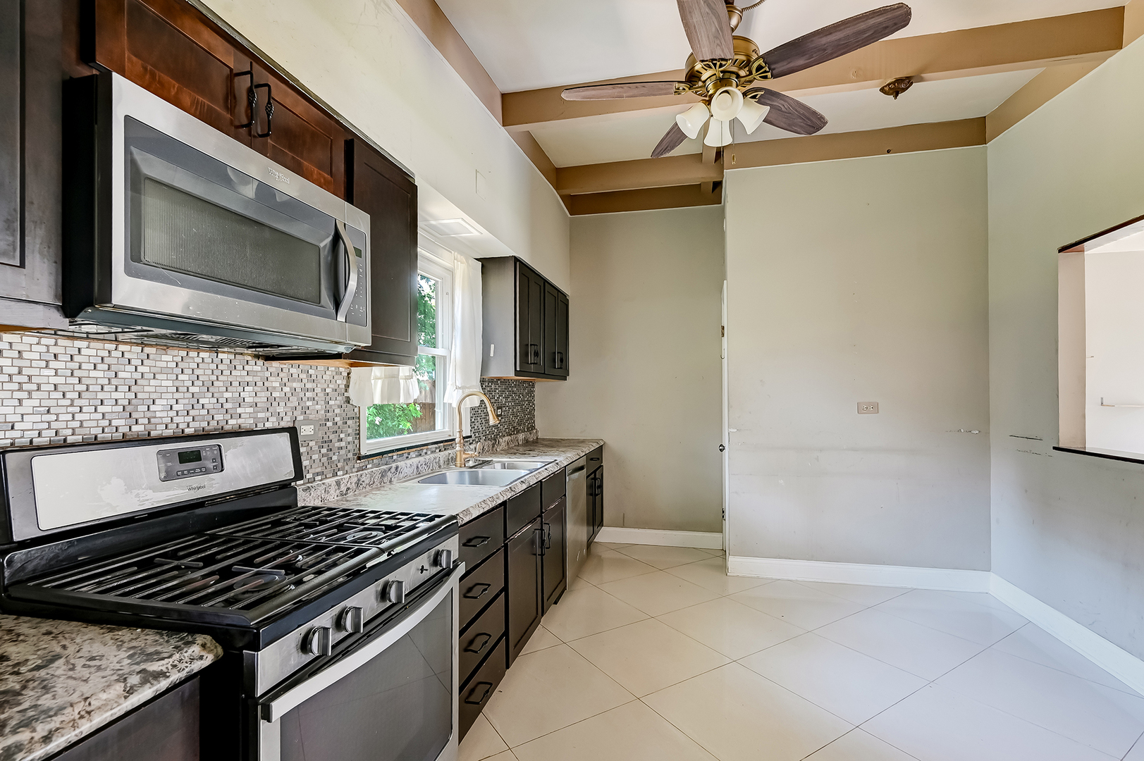 5190 N Moreland Avenue Property Photo 6