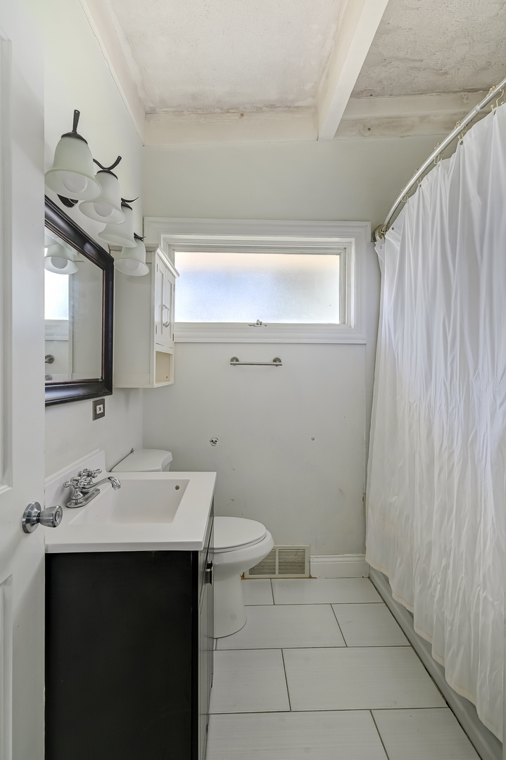 5190 N Moreland Avenue Property Photo 12
