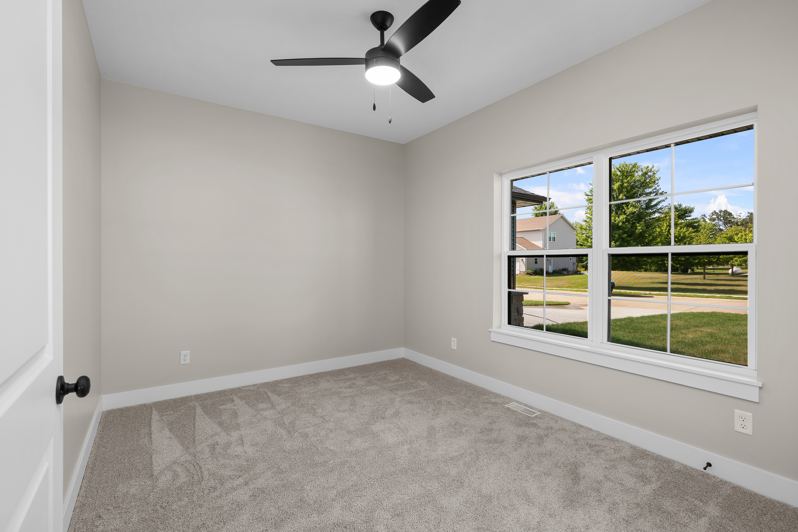 455 Rhonda Road Property Photo 33