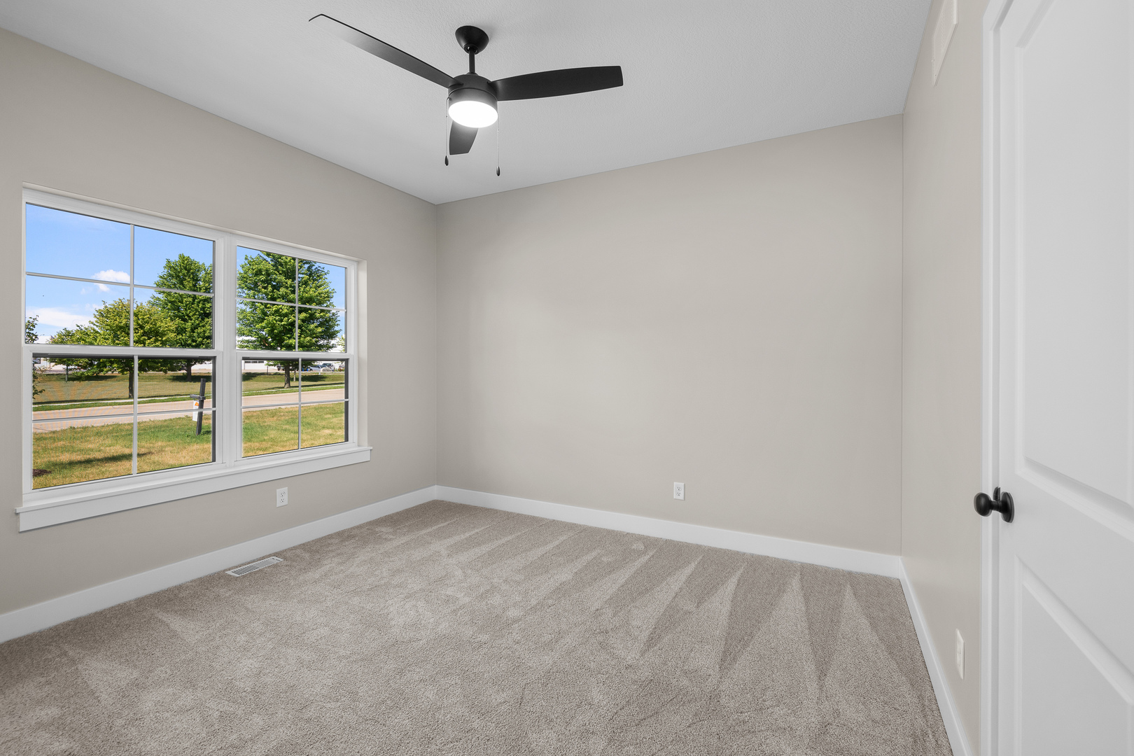 455 Rhonda Road Property Photo 35