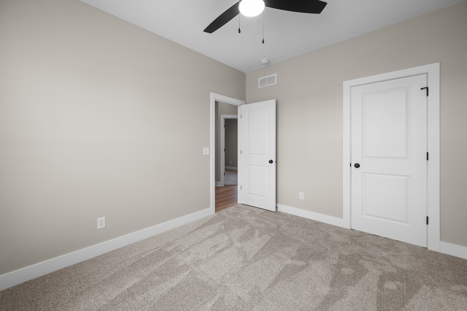 455 Rhonda Road Property Photo 38